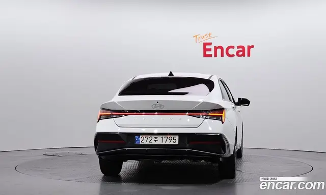 Hyundai Avante 2023 1.6 автомат (гидро), миниатюра 4