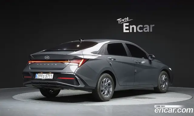 Hyundai Avante 2024 1.6 автомат (гидро), миниатюра 2