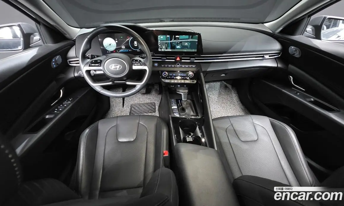 Hyundai Avante 2024 1.6 автомат (гидро), фото 10