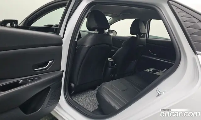 Hyundai Avante 2025 1.6 автомат (гидро), миниатюра 11