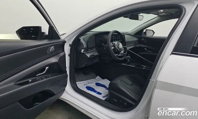 Hyundai Avante 2025 1.6 автомат (гидро), миниатюра 10