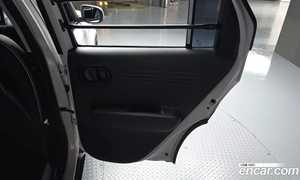 Hyundai Casper 2022 1.0 автомат (гидро), фото 15