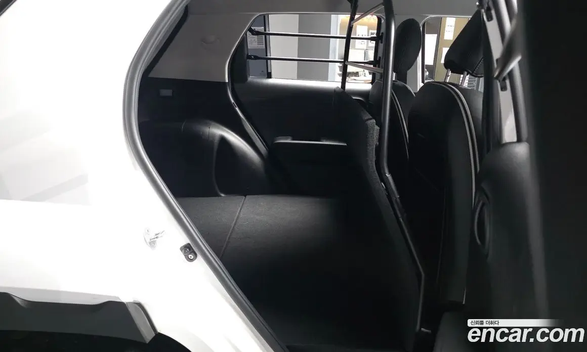 Hyundai Casper 2022 1.0 автомат (гидро), фото 16