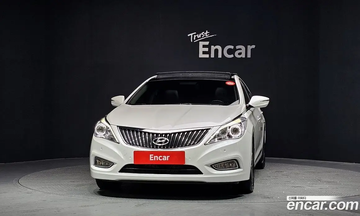 Hyundai Grandeur 2014 2.4 автомат (гидро), фото 3