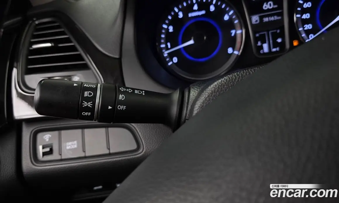 Hyundai Grandeur 2014 2.4 автомат (гидро), фото 27