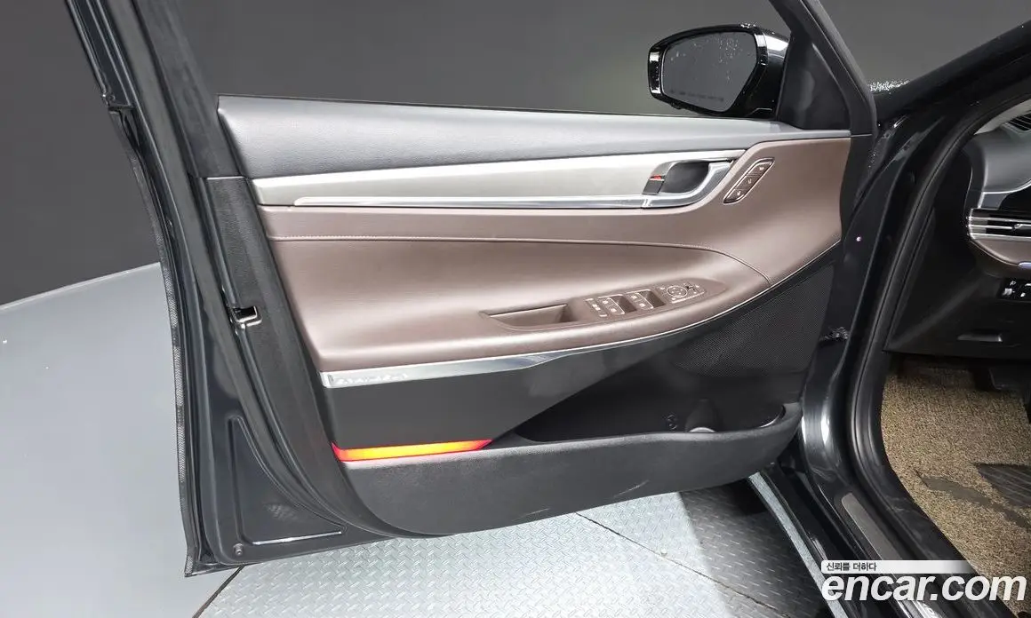 Hyundai Grandeur 2020 2.5 автомат (гидро), фото 14