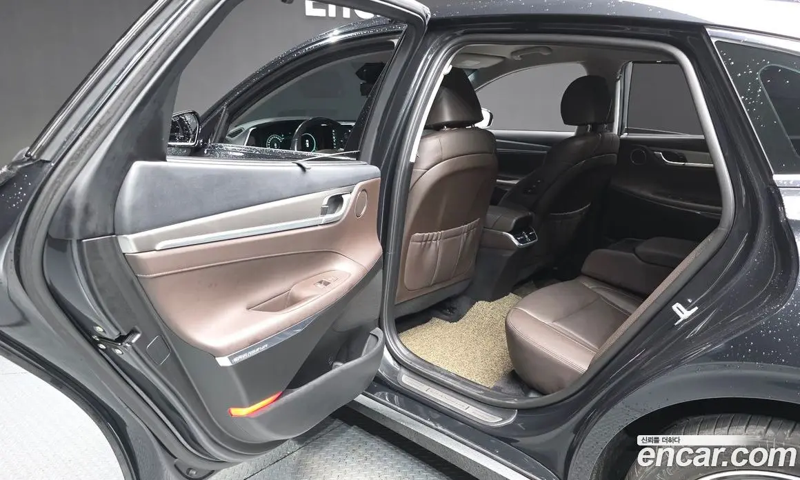 Hyundai Grandeur 2020 2.5 автомат (гидро), фото 16