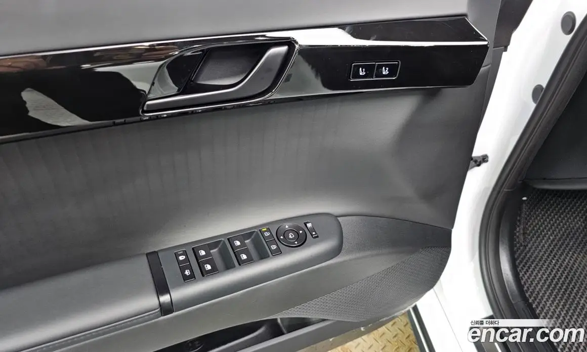 Hyundai Grandeur 2025 1.6 автомат (гидро), фото 18