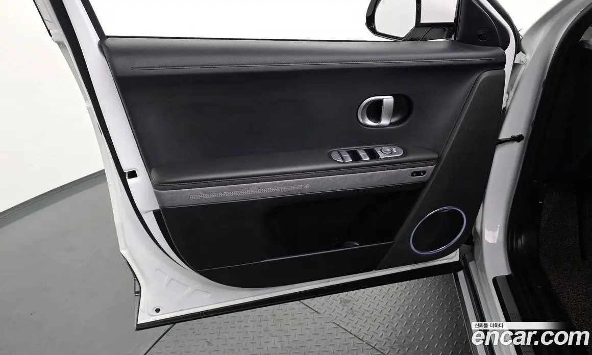 Hyundai Ioniq 5 2023 0.2 автомат (гидро), фото 14