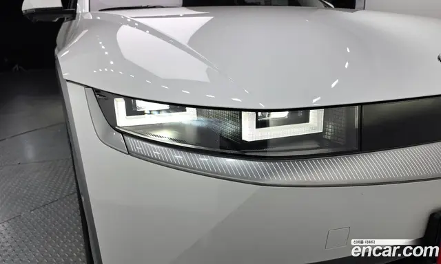 Hyundai Ioniq 5 2023 0.2 автомат (гидро), миниатюра 8