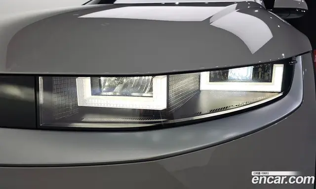 Hyundai Ioniq 5 2024 0.1 автомат (гидро), миниатюра 8