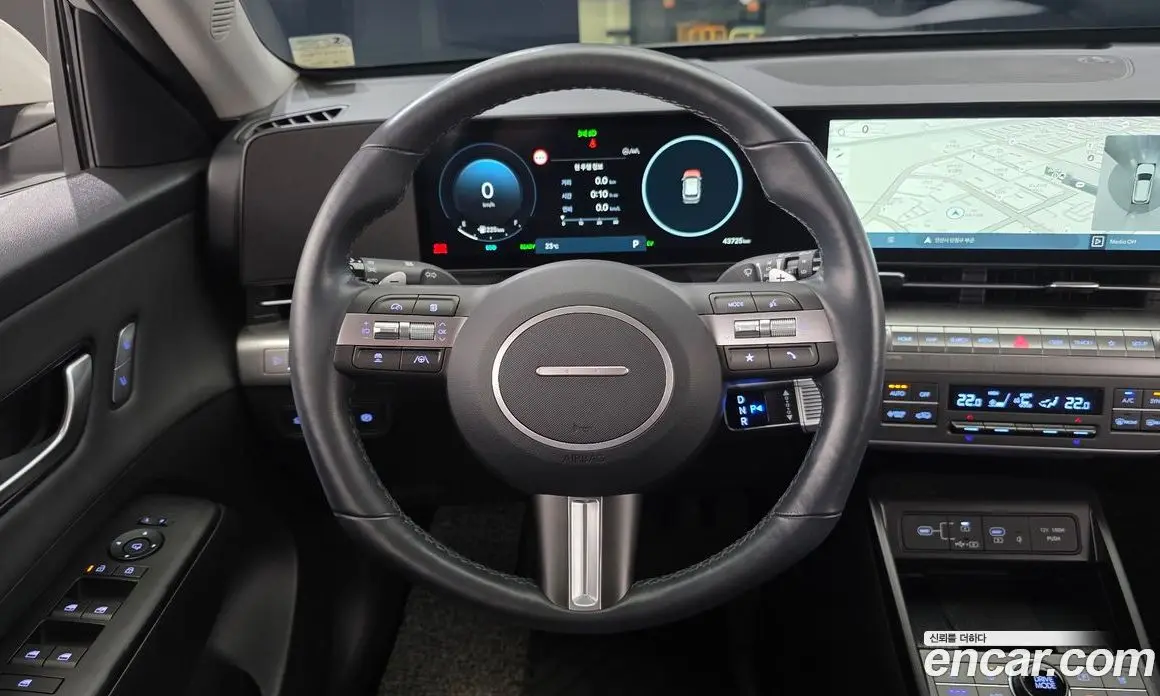 Hyundai Kona 2023 1.6 автомат (гидро), фото 18