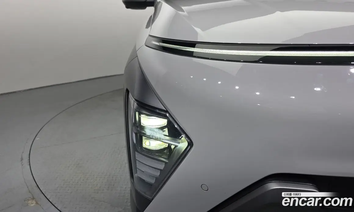 Hyundai Kona 2023 1.6 автомат (гидро), фото 8
