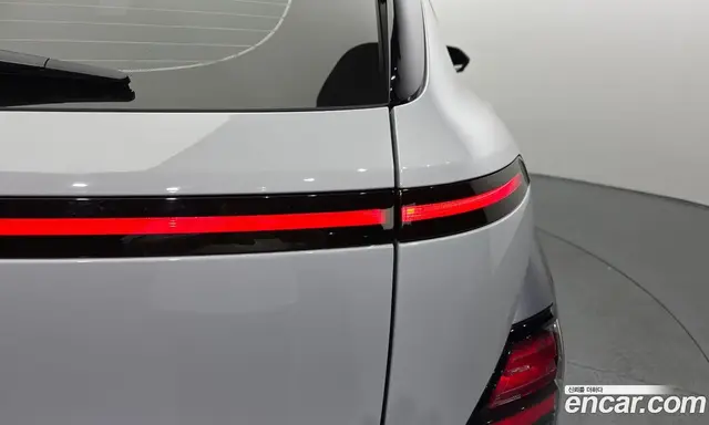 Hyundai Kona 2023 1.6 автомат (гидро), миниатюра 9