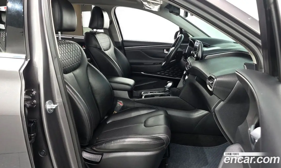 Hyundai Santa Fe 2019 2.0 автомат (гидро), фото 16