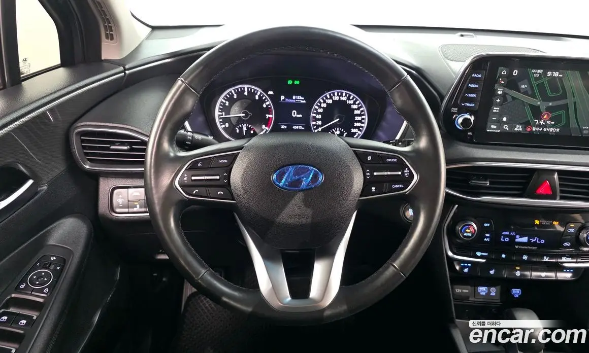 Hyundai Santa Fe 2019 2.0 автомат (гидро), фото 18