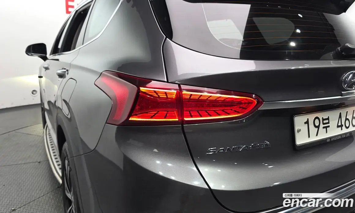 Hyundai Santa Fe 2019 2.0 автомат (гидро), фото 9