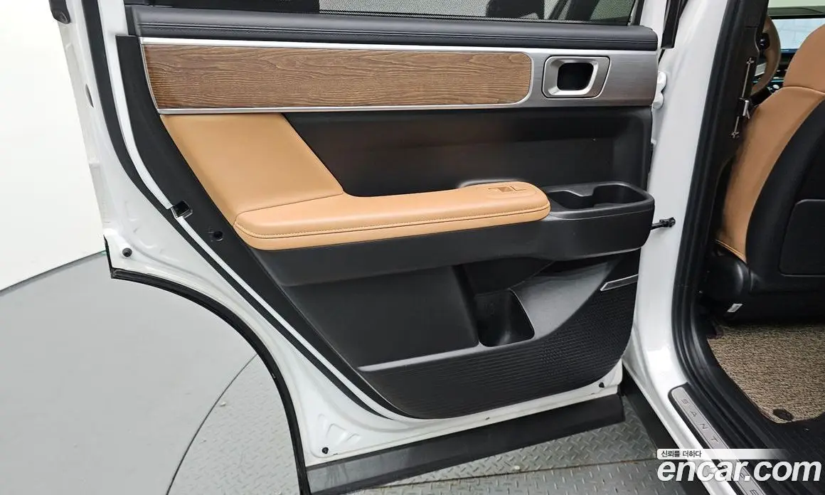 Hyundai Santa Fe 2024 1.6 автомат (гидро), фото 14