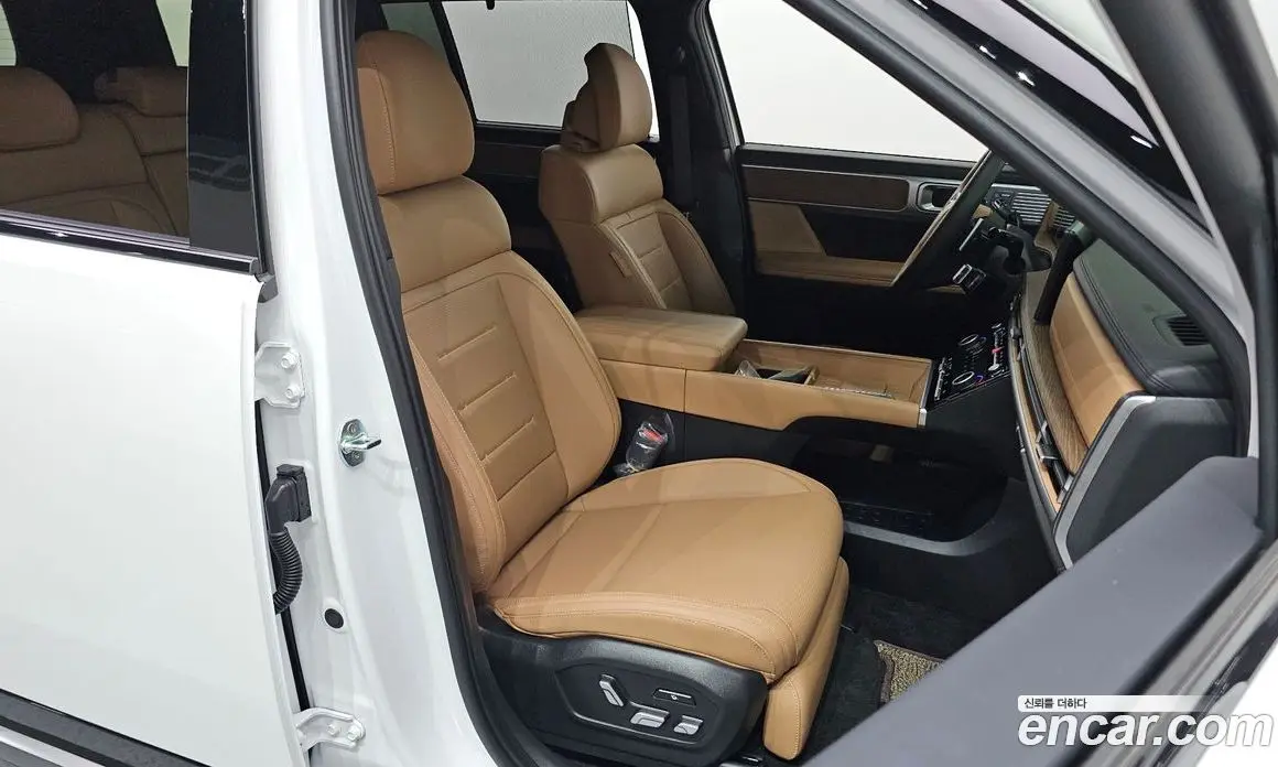 Hyundai Santa Fe 2024 1.6 автомат (гидро), фото 17