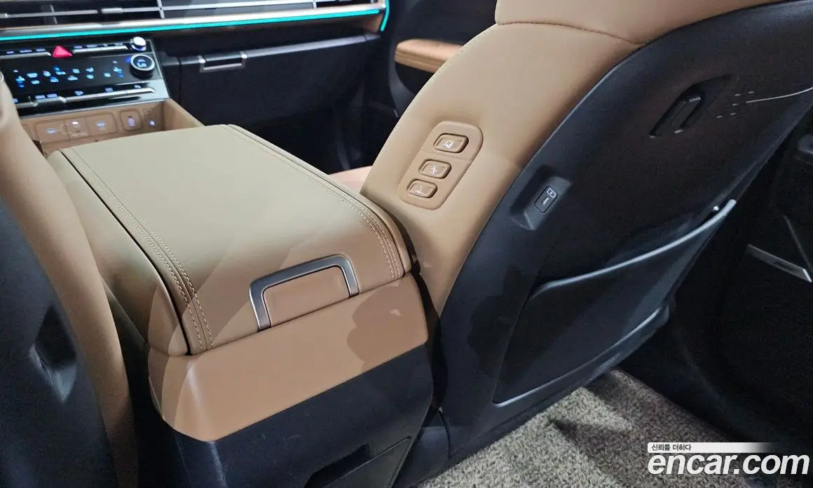 Hyundai Santa Fe 2024 1.6 автомат (гидро), фото 32