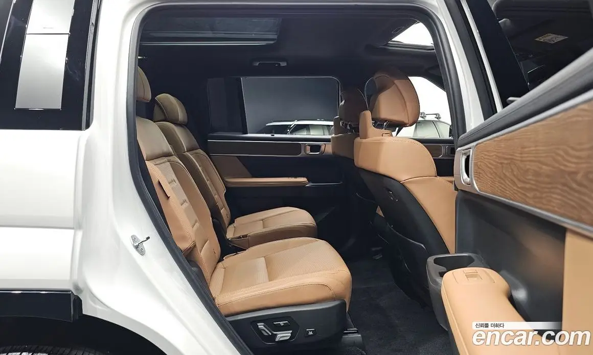 Hyundai Santa Fe 2024 1.6 автомат (гидро), фото 16