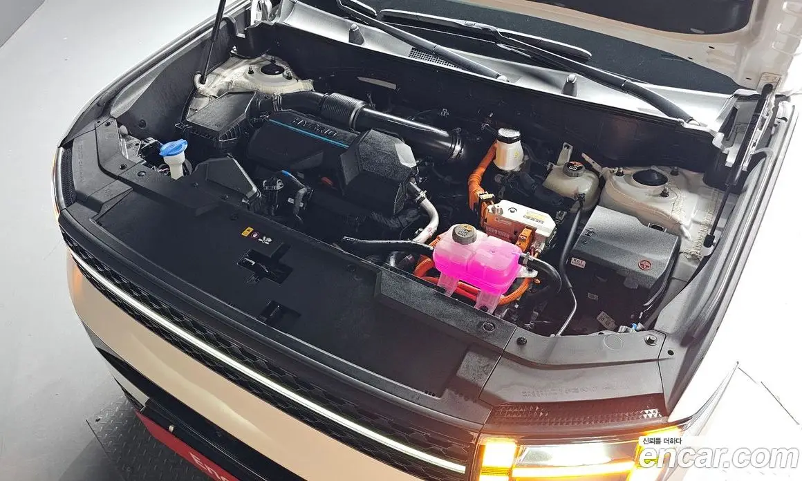 Hyundai Santa Fe 2024 1.6 автомат (гидро), фото 5