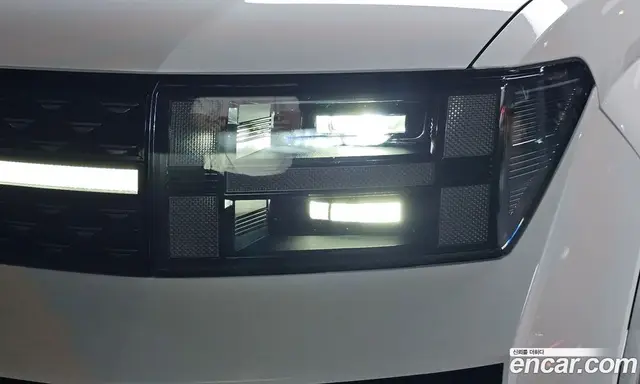 Hyundai Santa Fe 2024 1.6 автомат (гидро), миниатюра 7