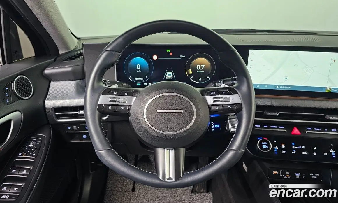 Hyundai Sonata 2024 1.6 автомат (гидро), фото 15