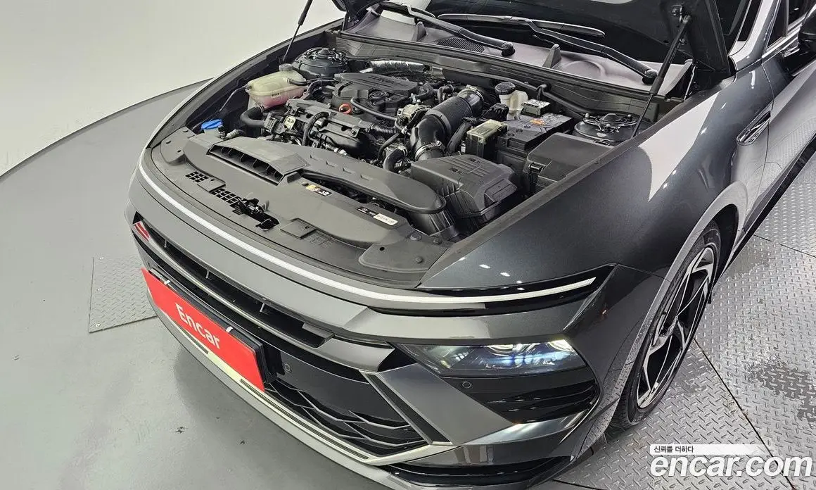 Hyundai Sonata 2024 1.6 автомат (гидро), фото 6