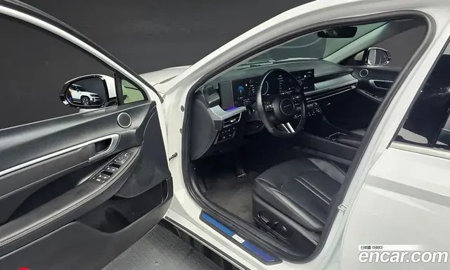 Hyundai Sonata 2024 1.6 автомат (гидро), миниатюра 11