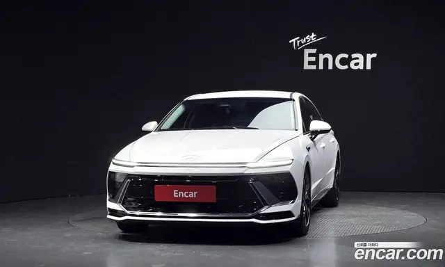 Hyundai Sonata 2024 1.6 автомат (гидро), миниатюра 3