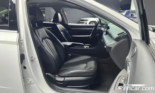 Hyundai Sonata 2024 1.6 автомат (гидро), миниатюра 10