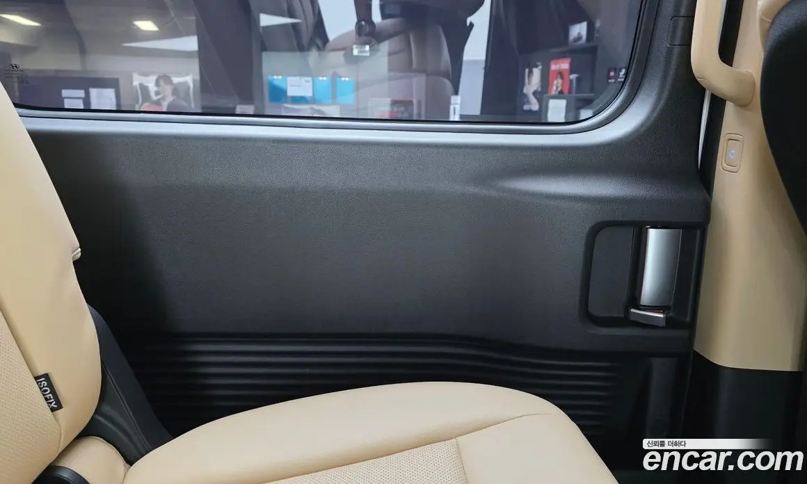 Hyundai Staria 2023 2.2 автомат (гидро), фото 15