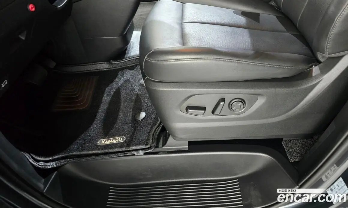 Hyundai Staria 2023 3.5 автомат (гидро), фото 30