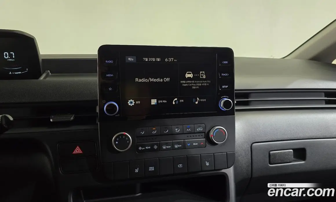 Hyundai Staria 2024 2.2 механика, фото 29