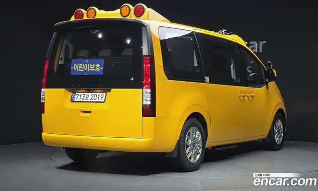 Hyundai Staria 2024 3.5 автомат (гидро), миниатюра 2