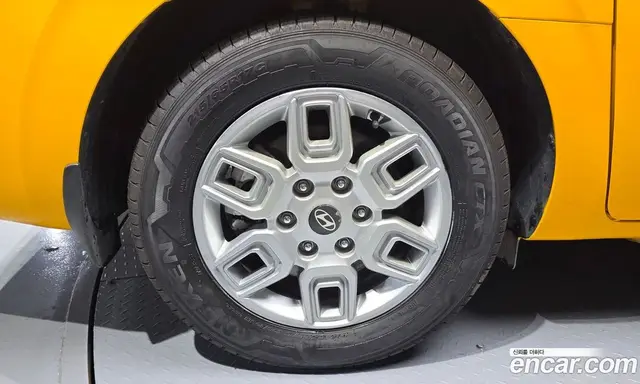 Hyundai Staria 2024 3.5 автомат (гидро), миниатюра 5