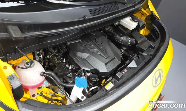 Hyundai Staria 2024 3.5 автомат (гидро), миниатюра 6