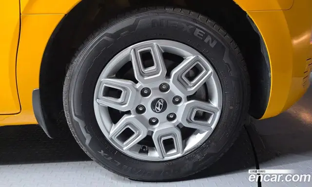 Hyundai Staria 2024 3.5 автомат (гидро), миниатюра 7
