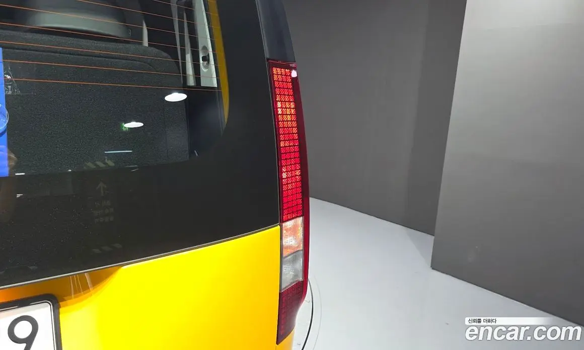Hyundai Staria 2024 3.5 автомат (гидро), фото 9