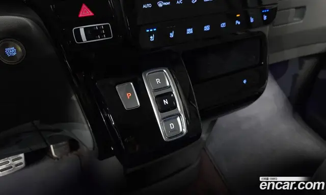 Hyundai Staria 2025 2.2 автомат (гидро), миниатюра 12