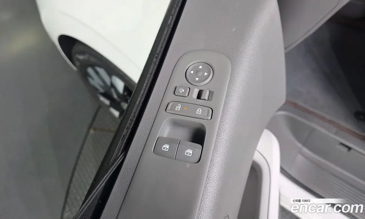 Hyundai Staria 2025 2.2 автомат (гидро), фото 17