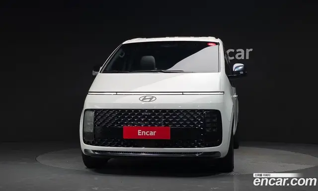 Hyundai Staria 2025 2.2 автомат (гидро), миниатюра 3