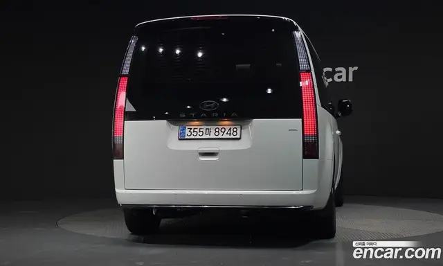 Hyundai Staria 2025 2.2 автомат (гидро), миниатюра 4
