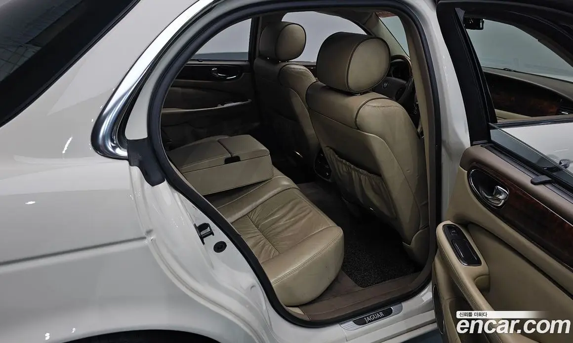 Jaguar XJ 2007 2.7 автомат (гидро), фото 17