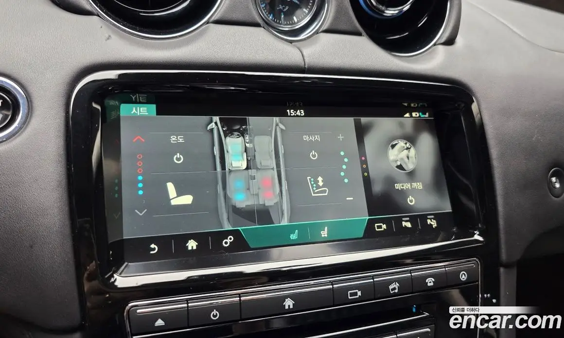 Jaguar XJ 2019 3.0 автомат (гидро), фото 16