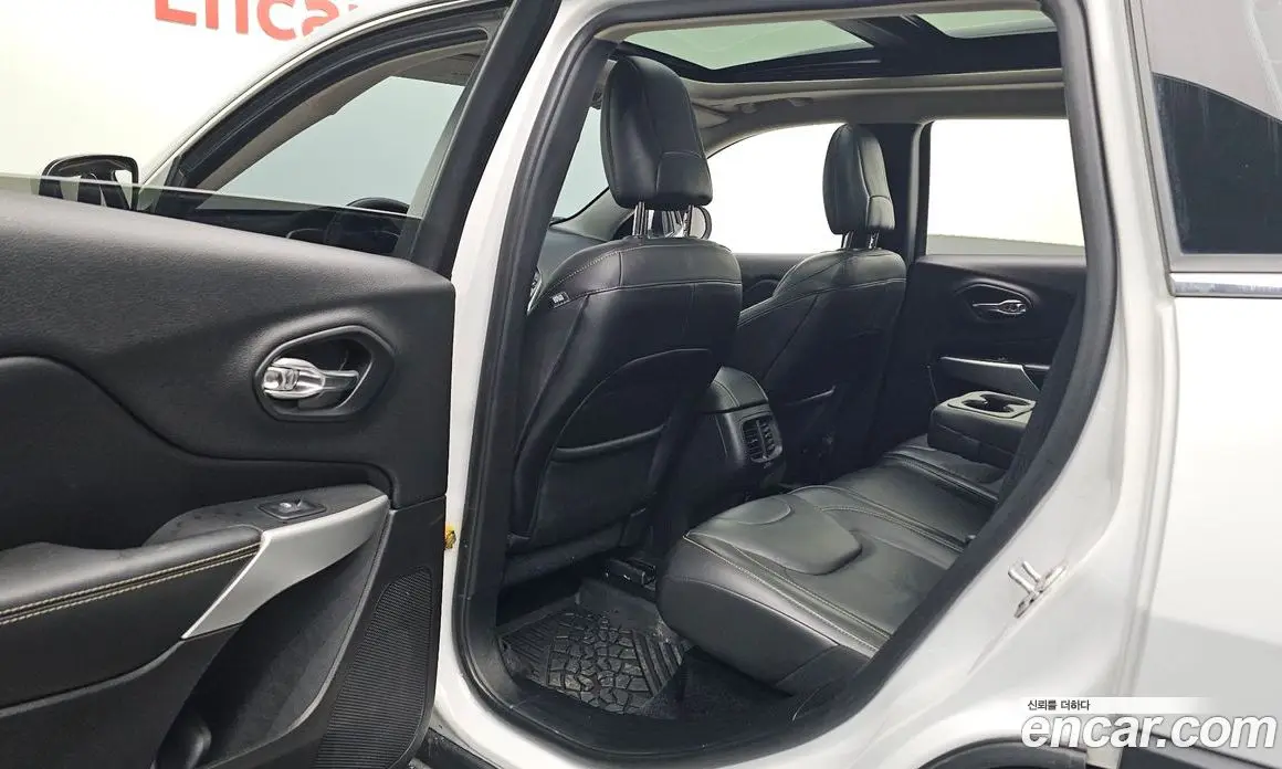 Jeep Cherokee 2018 2.4 автомат (гидро), фото 11