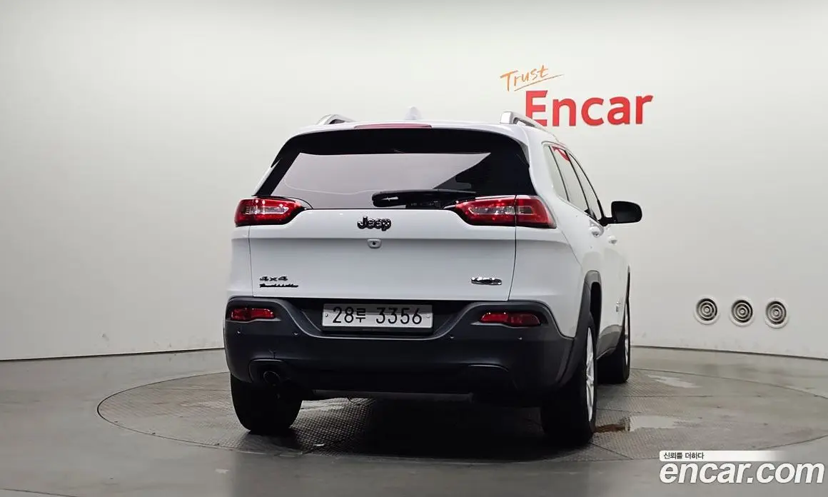 Jeep Cherokee 2018 2.4 автомат (гидро), фото 4