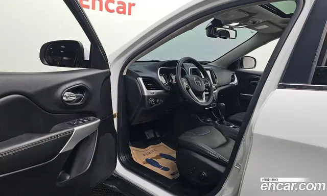 Jeep Cherokee 2018 2.4 автомат (гидро), миниатюра 10