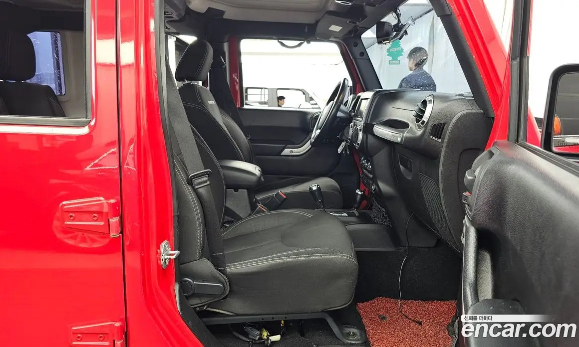 Jeep Wrangler 2015 3.6 автомат (гидро), фото 11